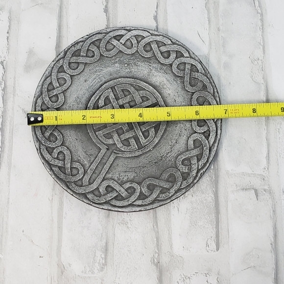 Design Clinic Cornwall Celtic Design 7” Pewter Plate - Picture 3 of 5